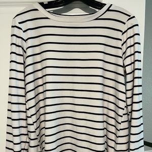 Long sleeve striped tee
